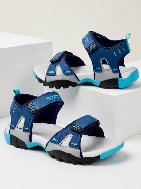 Sandals & Floaters